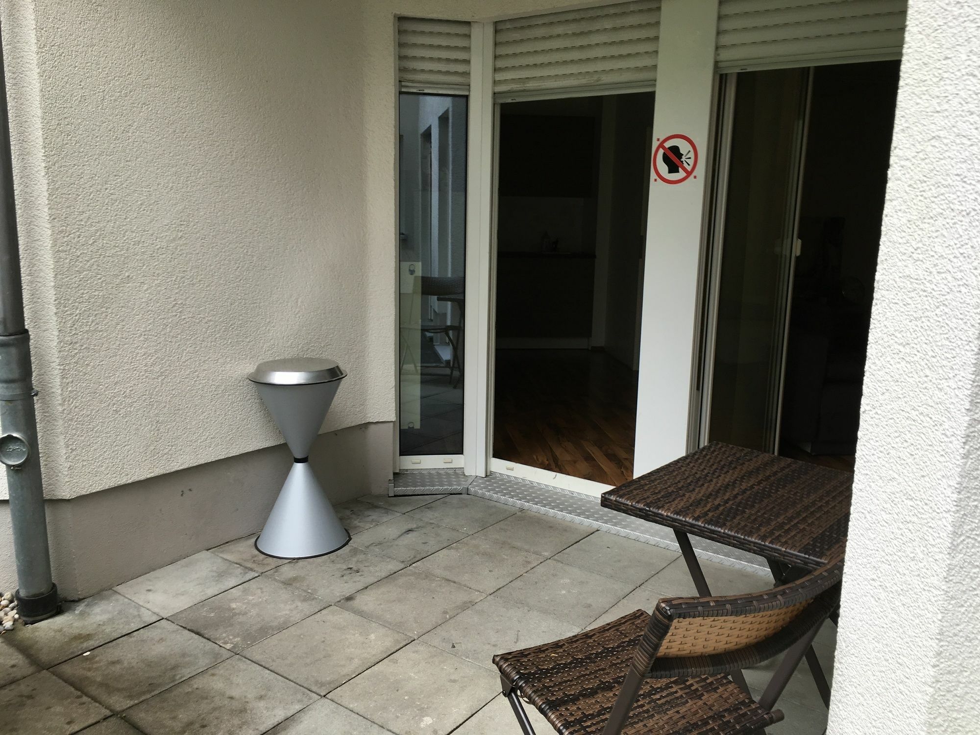Appartamento Kn Kahtan Boarding House Monaco di Baviera Esterno foto