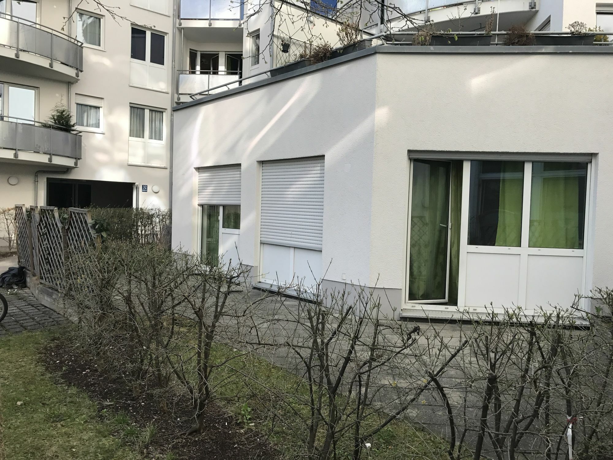 Appartamento Kn Kahtan Boarding House Monaco di Baviera Esterno foto