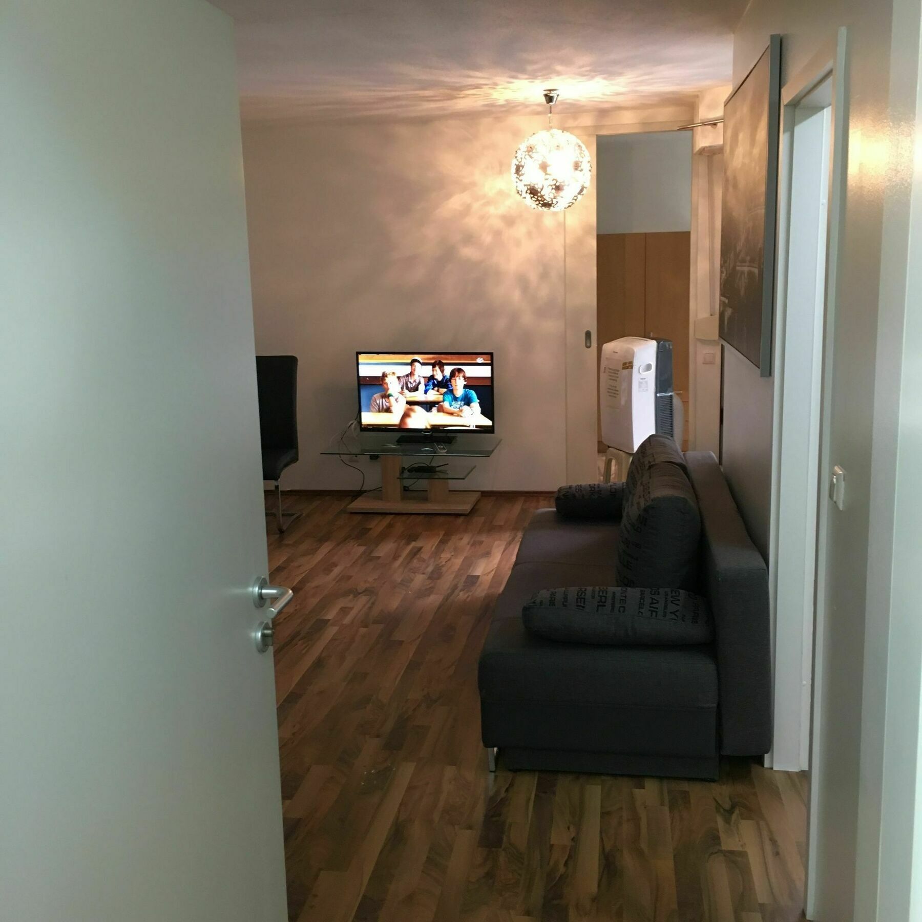 Appartamento Kn Kahtan Boarding House Monaco di Baviera Esterno foto