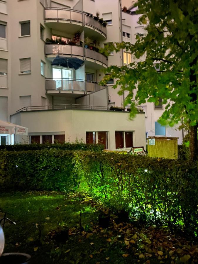 Appartamento Kn Kahtan Boarding House Monaco di Baviera Esterno foto